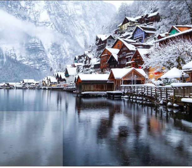 Winter time at Hallstatt, Austria