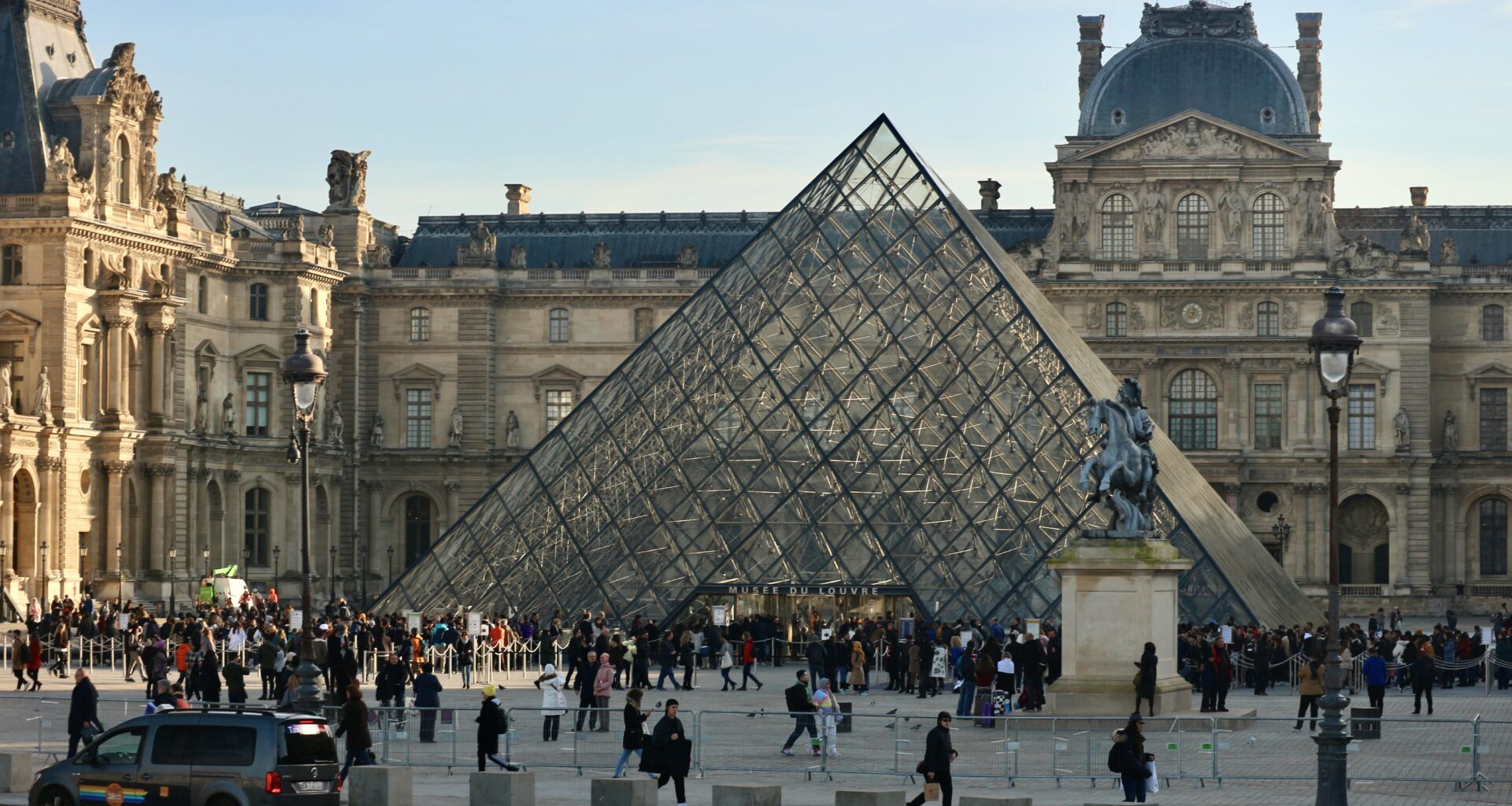 Musée du Louvre. Paris, France [OS][OC][5184x3456]