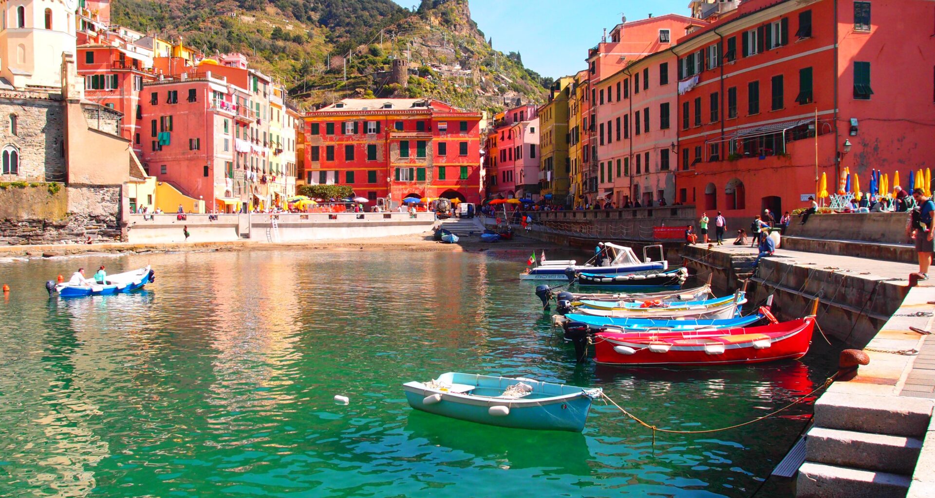 Cinque Terre, Vernazza Italy [OS][OC][3648x2736]