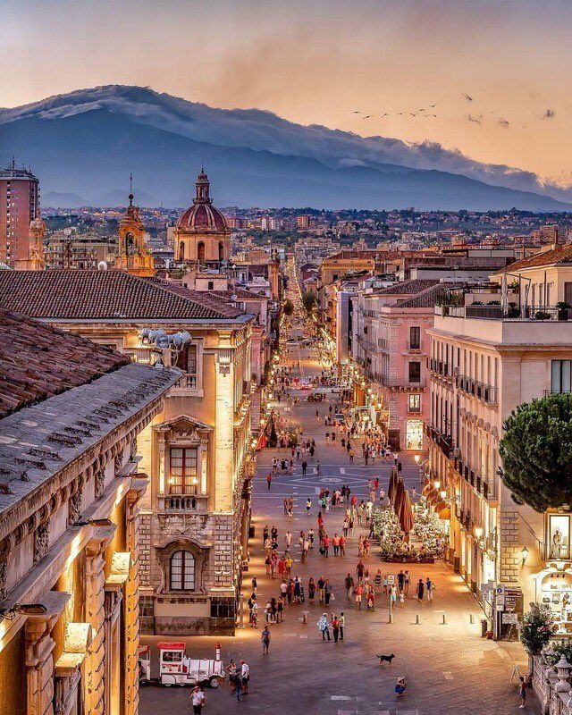 Catania with Mount Etna in the background