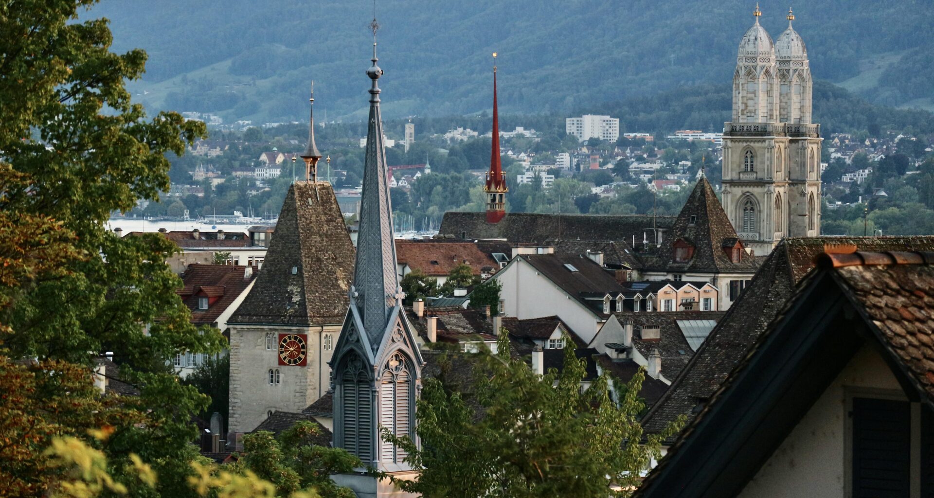 Rooftops and spires of Zurich, Switzerland [OS][OC][5184x3456]