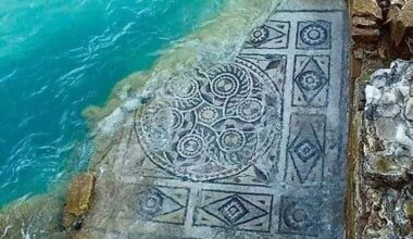 Mosaic after the flood at the ancient Hellenistic town of Zeugma, Turkey.