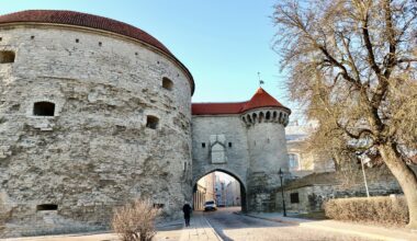 The Port Gate. Tallinn, Estonia [OS][OC][5184x3456]