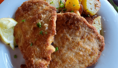 Schnitzel mit Bratkartoffeln