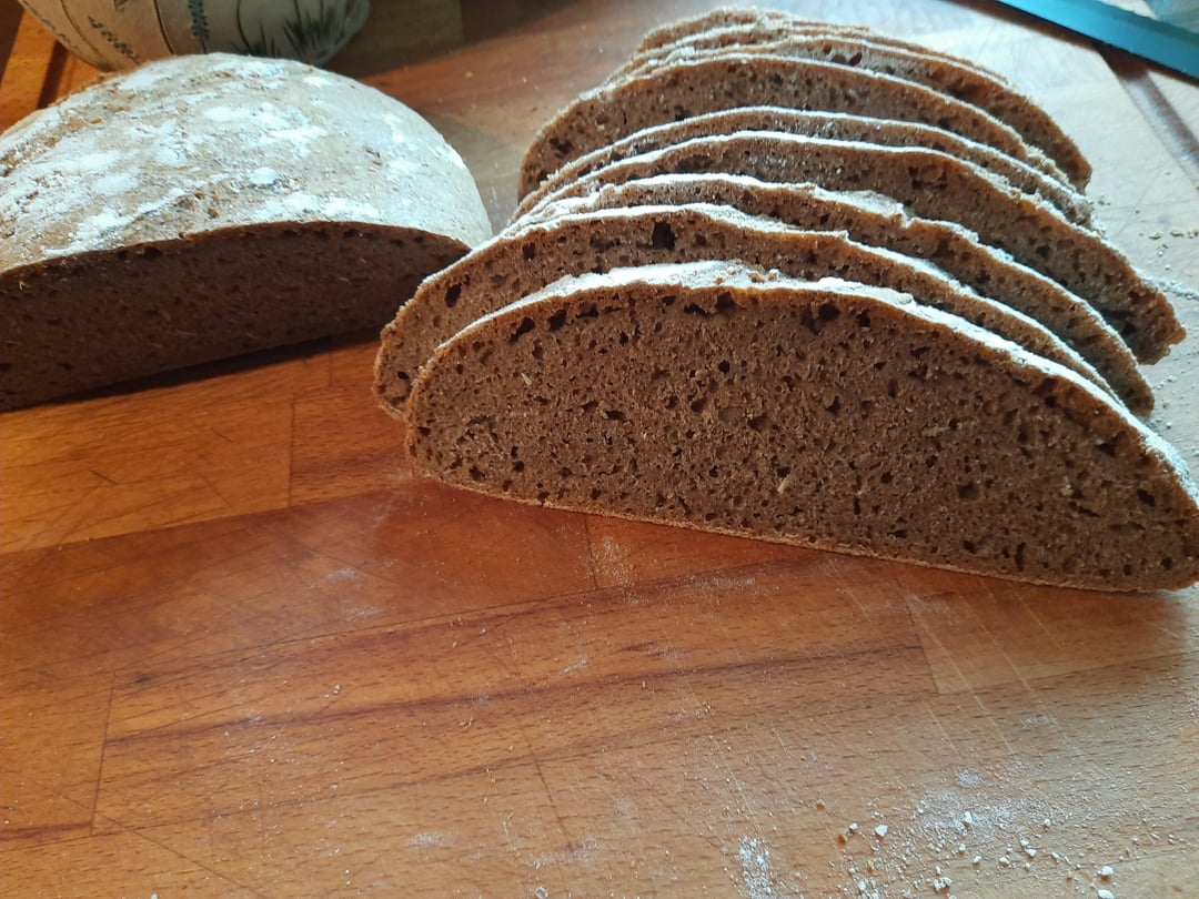 Klöße, Hähnchenbrust und Gedöns für's gute Gewissen ... und noch ein Brot