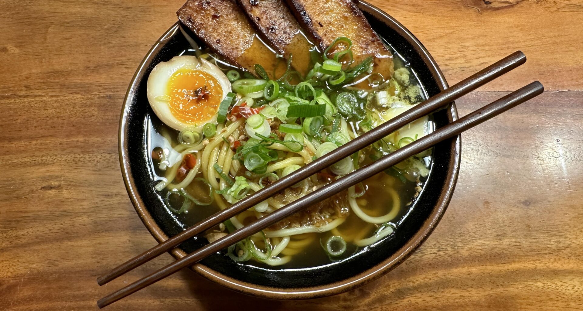 Ramen mit gräuchertem Tofu