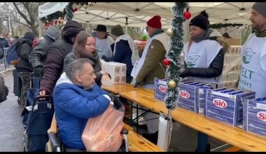 Hongrie : des milliers de personnes font la queue pour une distribution de denrées alimentaires