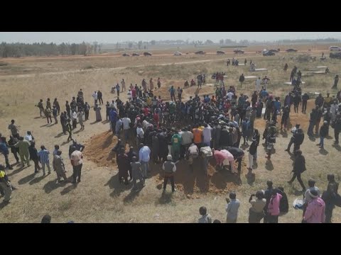 Death toll rises to 198 in Nigeria as survivors begin to bury the dead • FRANCE 24 English