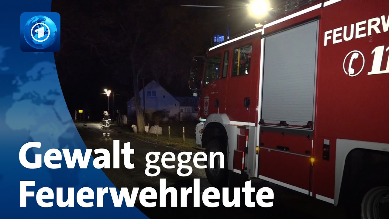 Umfrage unter Ehrenamtlichen: Hälfte der Feuerwehrleute beklagt Angriffe