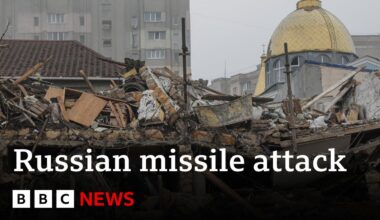 UN condemns Russia’s renewed mass-bombing campaign in Ukraine | BBC News