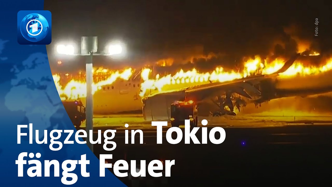 Japanische Linienmaschine geht nach Kollision auf Tokioter Flughafen in Flammen auf