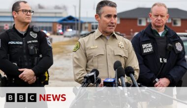 Iowa shooting: Police say multiple gunshot victims in high school shooting | BBC News