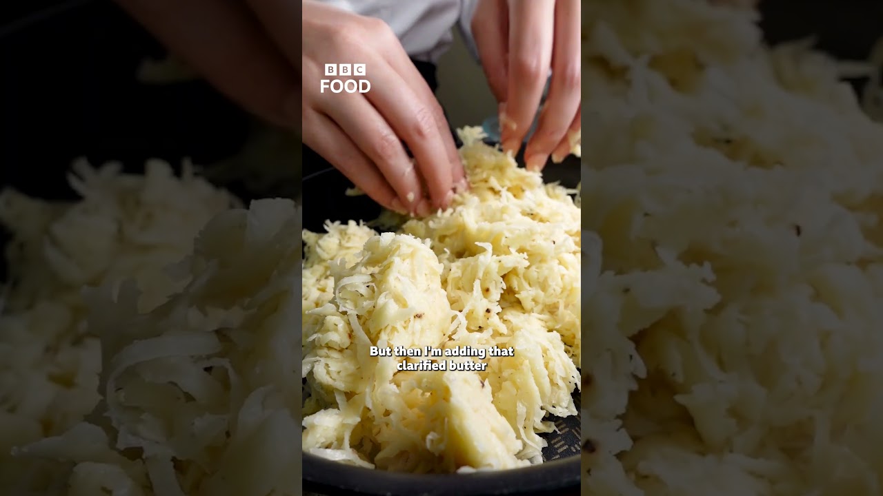 Poppy Cooks makes potato rosti - BBC