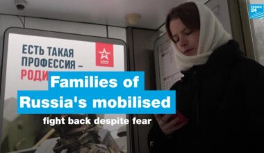 Families of Russia's mobilised fight back despite fear • FRANCE 24 English