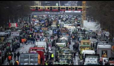 La colère des agriculteurs s'étend en Europe