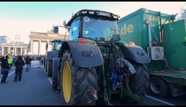 Allemagne : des milliers d'agriculteurs dans la rue