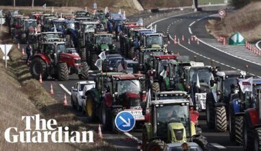 Farmers 'besiege' Paris as protests spread to Brussels