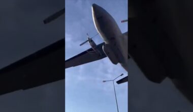 Watch plane's emergency landing over traffic