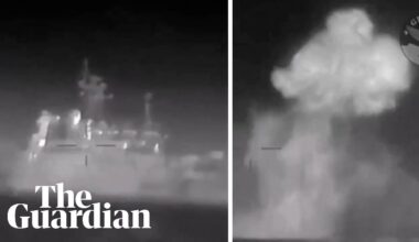 Video appears to show moment Ukraine hits Russian warship