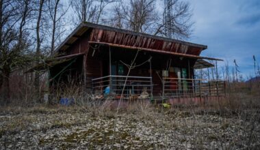 Abandoned Cottage in France (video on comments)