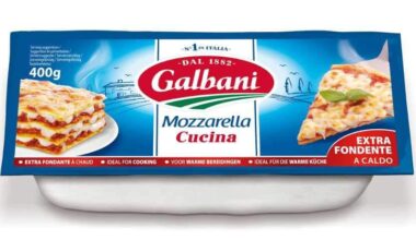 Galbani Cucina Mozzarella im Ooni