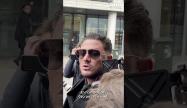 Stephen Bear seen buying a £3.79 pizza at Aldi and living with mum after £200k debt to ex-girlfriend