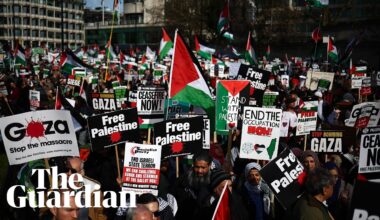 Tens of thousands of people march through London calling for Gaza ceasefire