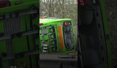 Several dead after bus crash in Germany | DW News