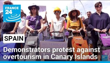 Tens of thousands protest in Canary Islands against mass tourism • FRANCE 24 English