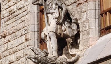 St. George and the Dragon, Botines House, León, Spain .