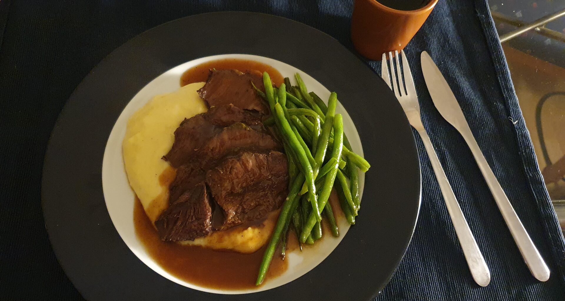 Geschmorte Ochsenbäckchen mit Kartoffelpüree und Prinzessbohnen