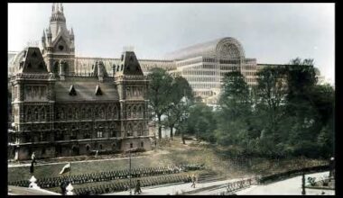 London's lost buildings (in colour)