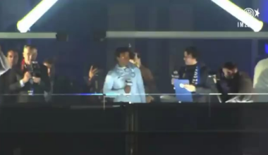 [Inter Xtra] Juan Cuadrado jumping and dancing to “CHI NON SALTA BIANCONERO È È” (“Who doesn’t jump is black and white” [Juventus])