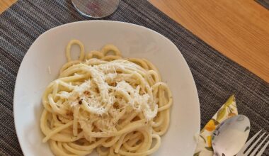 Römische Tonarelli Cacio e Pepe