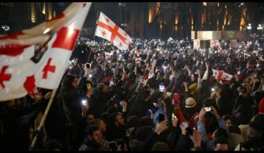 Georgian police crack down on pro-EU protesters with water cannon, tear gas • FRANCE 24 English