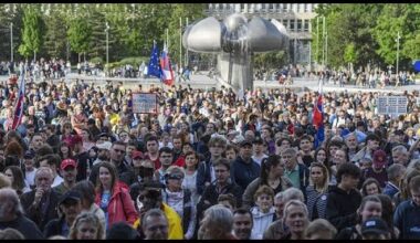 Slovaquie : manifestation contre un projet de loi sur l'audiovisuel public