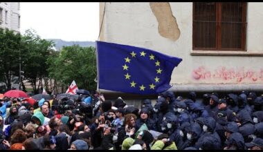 Géorgie : des milliers de manifestants protestent contre la nouvelle loi sur l'"influence étrangère"