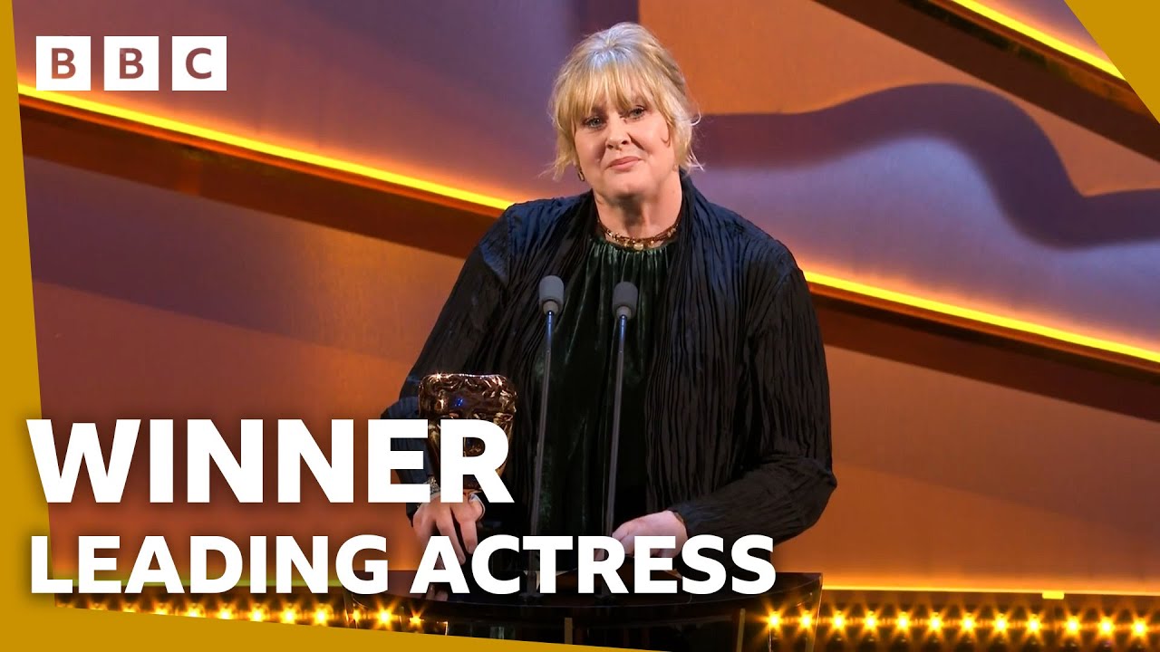 Sarah Lancashire wins Leading Actress for Happy Valley | BAFTA TV Awards 2024 - BBC