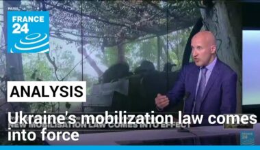 Ukraine: New mobilisation law comes into force • FRANCE 24 English