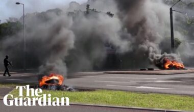 New Caledonia: curfew imposed as violence spreads before French debate