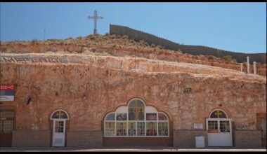 Coober Pedy, the Australian town built underground to withstand extreme heat • FRANCE 24 English