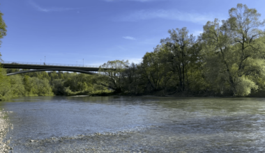 Relaxing Isar River in Grünwald, Munich