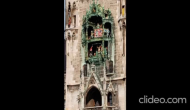 Munich New Town Hall chime.