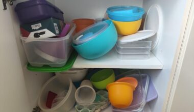 Wie ordnet ihr eure Tupperware? Habt ihr Tipps oder Tricks, damit das nicht so aussieht?