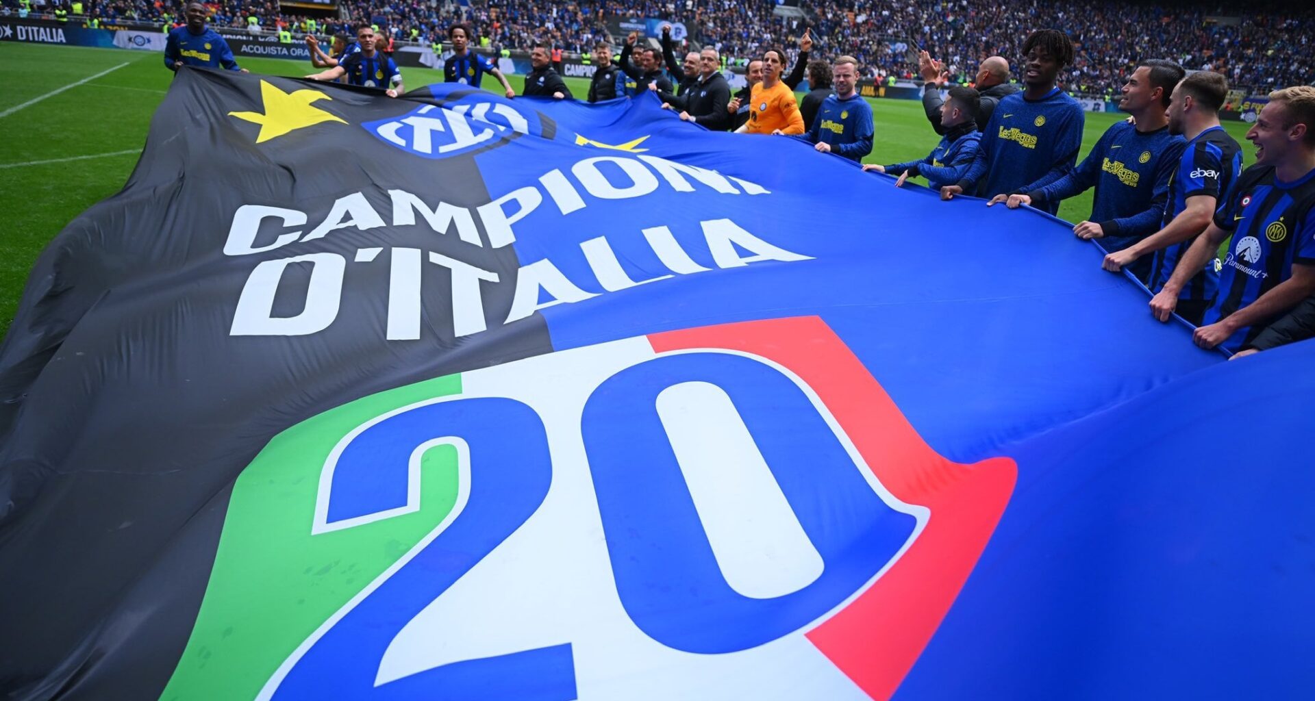 [Mari] On Sunday, in Inter-Lazio, the fans in Meazza will dress up as a party: special choreography, which will occupy all sectors of the stadium and all the rings.  After the final whistle, Inter will be rewarded with the Scudetto trophy on the pitch.