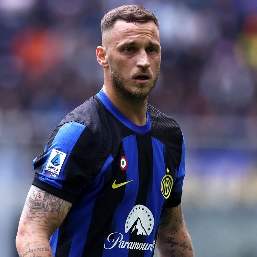 [GdS] Despite Inzaghi’s words, the sale of Marko Arnautović would be appreciated by everyone at the club. Him leaving would mean being able to sign a “better performing” fourth striker. Inter will shop the Austrian around Europe but also Saudi Arabia- asking price of €5M.