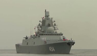 Russian warships enter Havana harbor | REUTERS