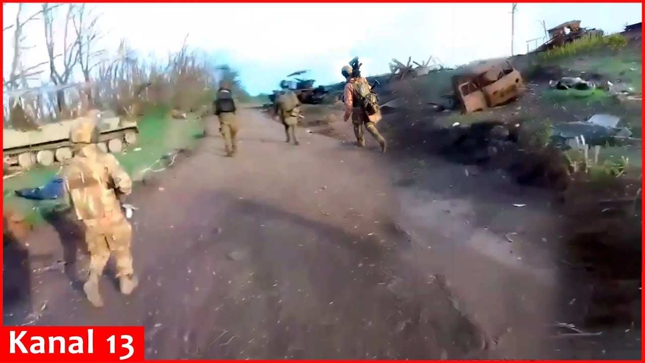 "Our corpses and wounded are left on road" - Wounded Russian soldier shows the hit positions