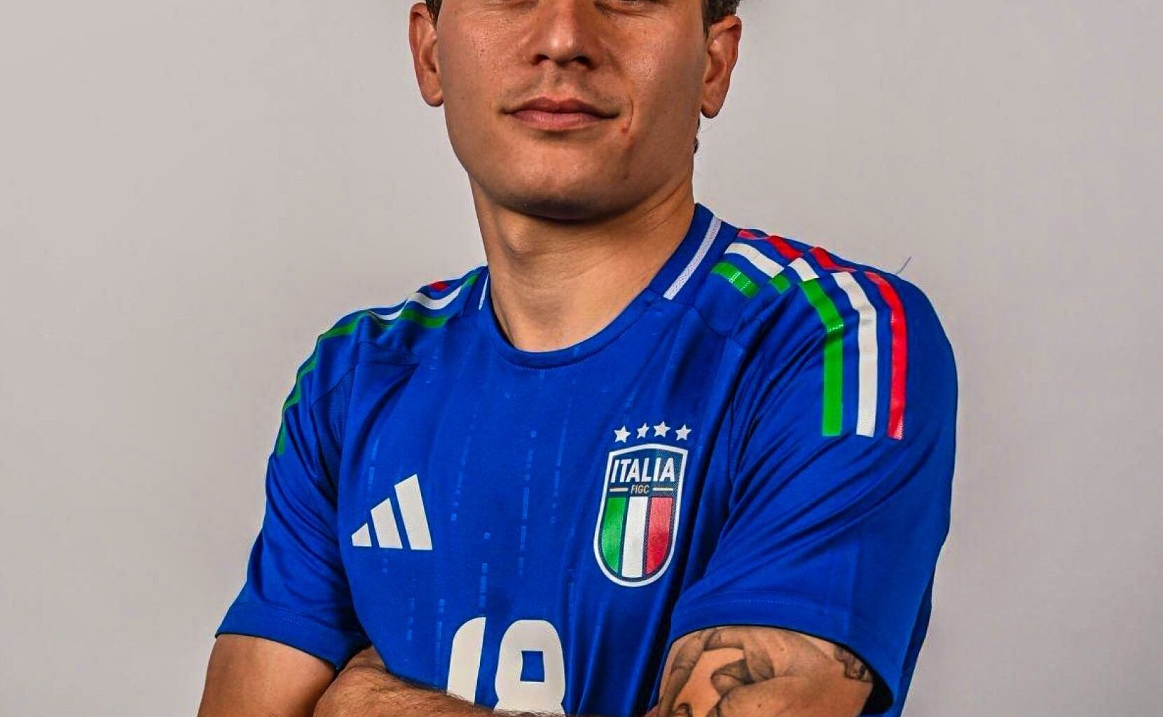 [CentreGoals.] 🇮🇹🤯 Nicolo Barella (10) has now scored 𝐌𝐎𝐑𝐄 goals for Italy than Francesco Totti (9).