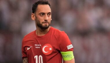 [Plettenberg] Hakan Çalhanoğlu is not a hot topic at Bayern, move is unlikely. The name has been discussed, there was contact with his management, but no talks with Inter. João Palhinha remains the priority, but Bayern are exploring other alternatives (including Amadou Onana)